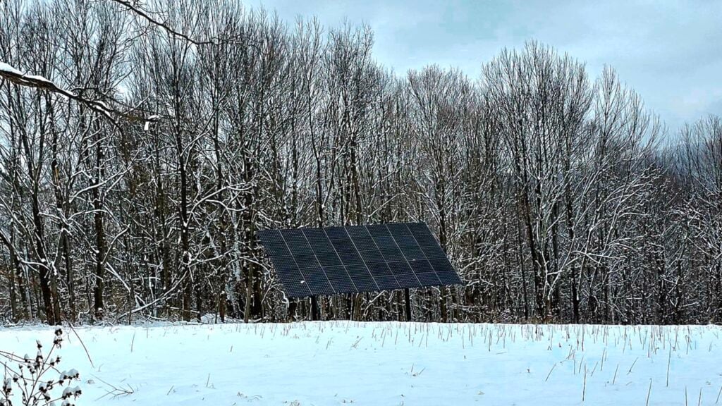 They do solar a bit differently in Vermont, taking into account snow loads and snow shedding. Ground mounts and roof mounts are both popular.